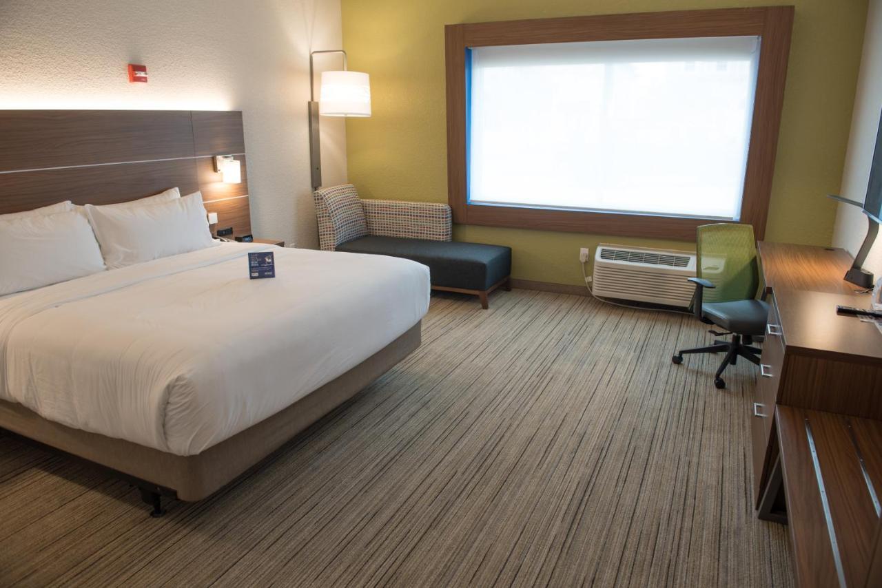 Holiday Inn Express & Suites - Merrillville By Ihg Exterior foto